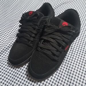 Brand new mens Osiris size 10